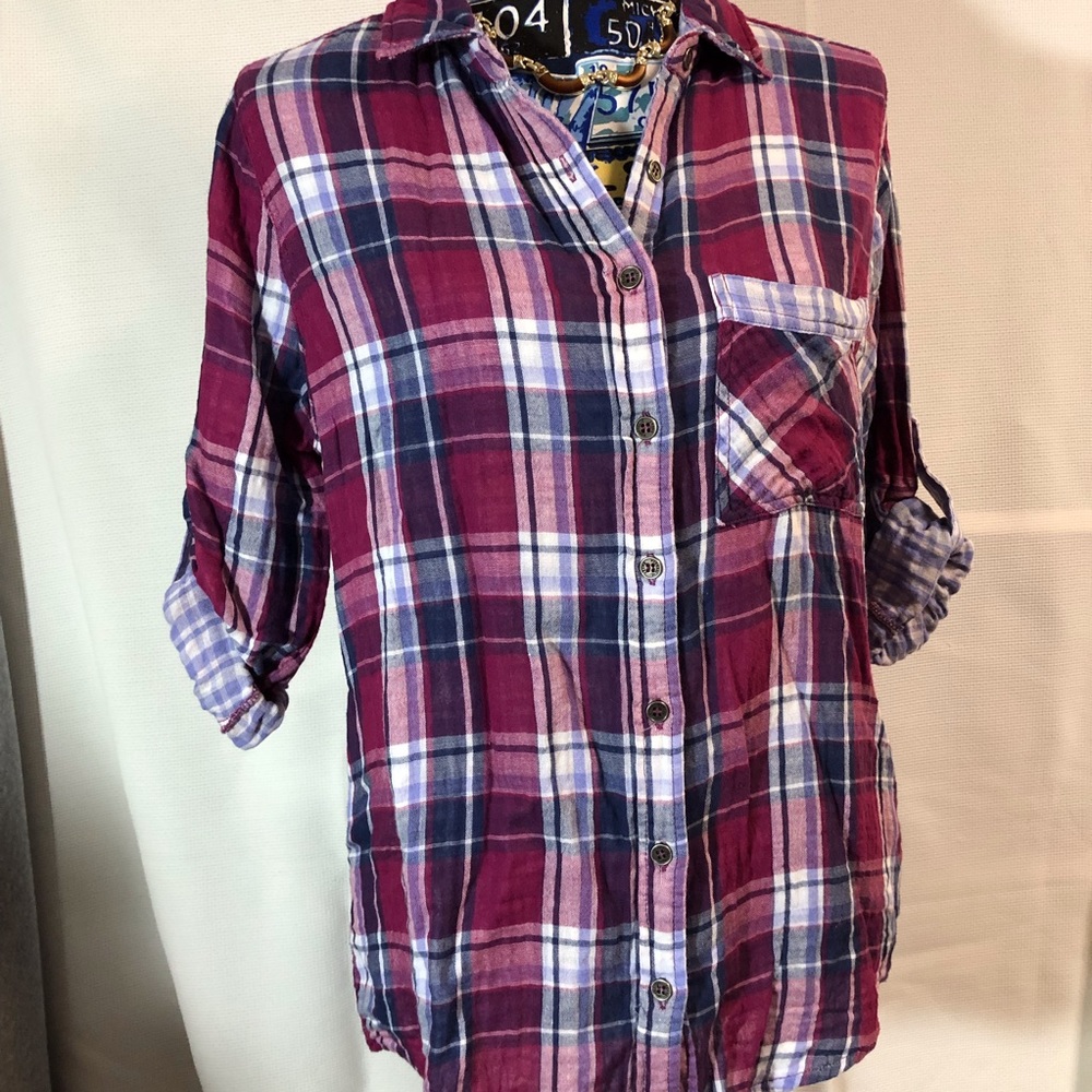 Ladies Hydraulic plaid button down shirt
